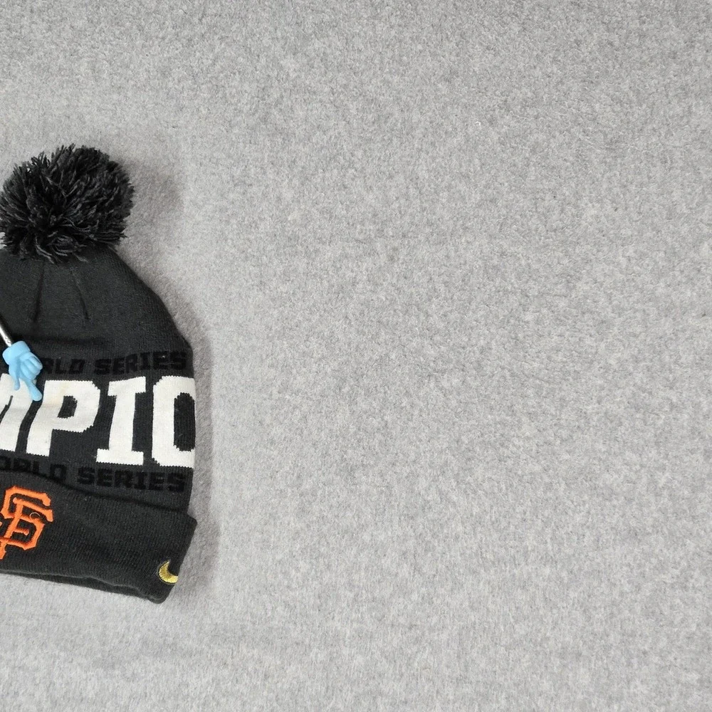 San Francisco Giants Men Beanie OS Black Nike Pom Logo 2014 READ
